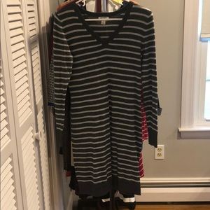 Long sleeve v-neck sweater dress